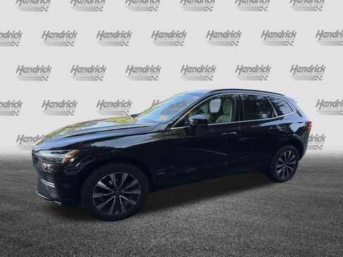 Certified 2023 Volvo XC60 B5 Core w/ Climate Package AWD/4WD image 44