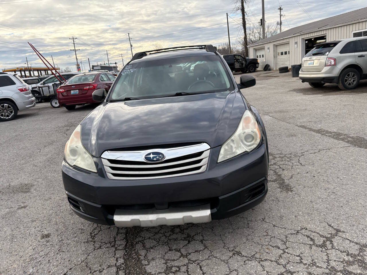 Used 2011 Subaru Outback 2.5i AWD/4WD image 5