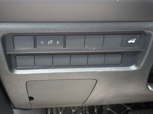 Used 2024 Mitsubishi Outlander FWD image 13
