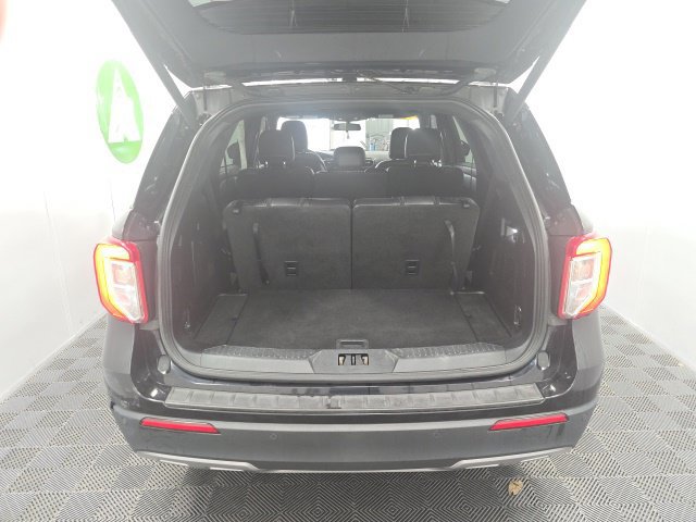 Used 2020 Ford Explorer XLT w/ Equipment Group 202A AWD/4WD image 27