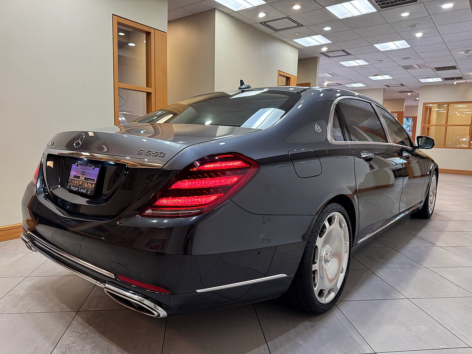 Used 2020 Mercedes-Benz Maybach S 650 image 5