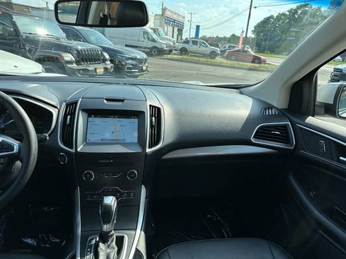 Used 2016 Ford Edge SEL w/ Equipment Group 201A AWD/4WD image 19
