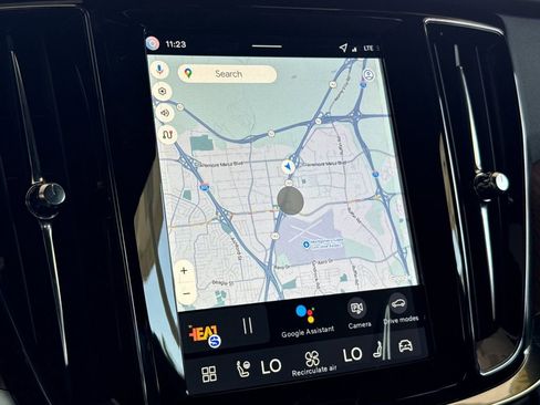 New 2026 Volvo V60 B5 Cross Country Plus w/ Climate Package image 18