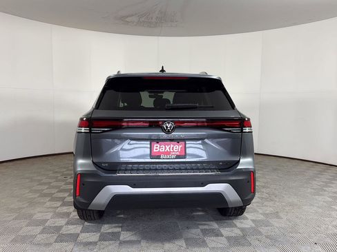 New 2026 Volkswagen Tiguan SE AWD/4WD image 4
