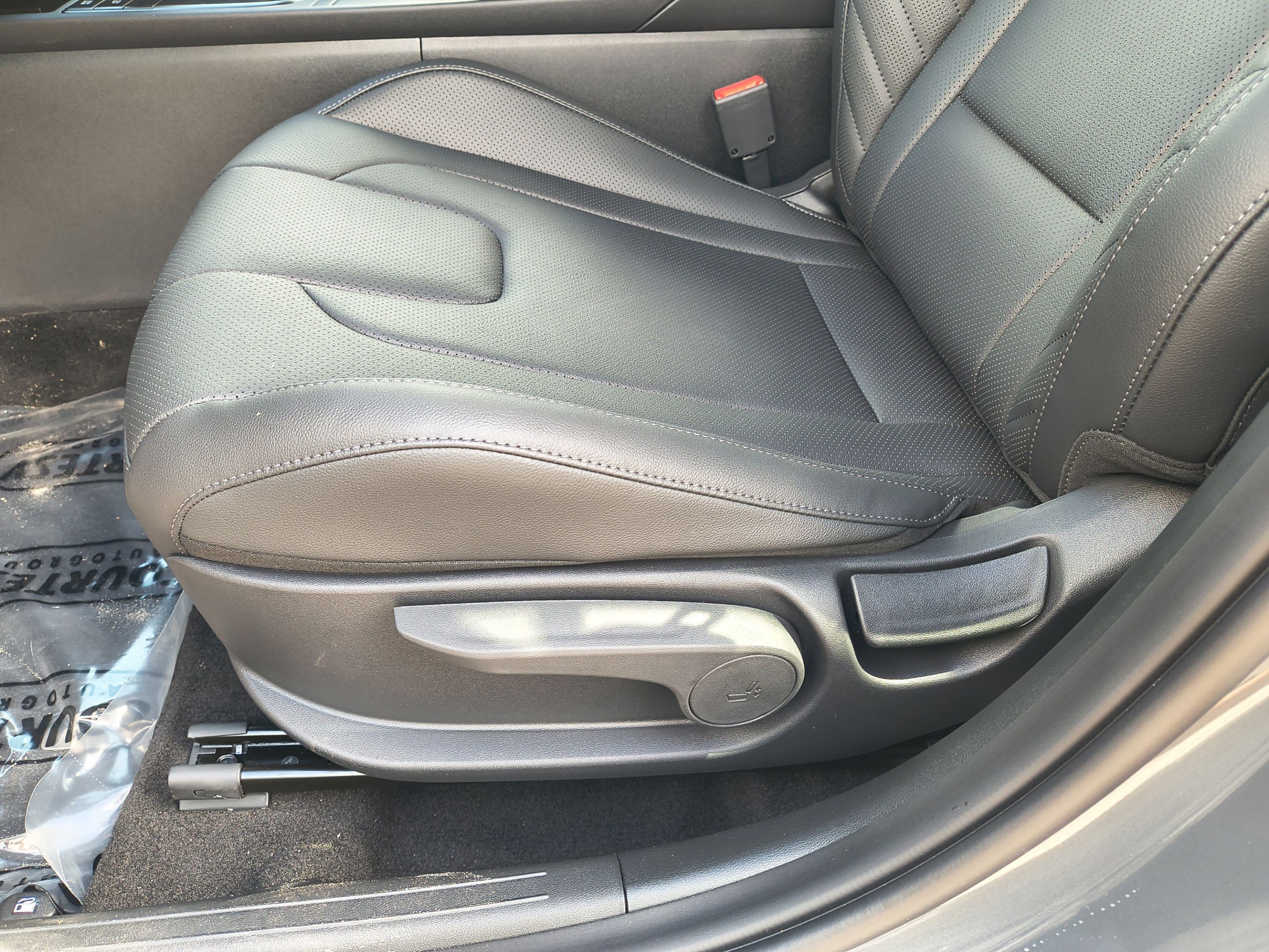 New 2026 Hyundai Elantra SEL Sport FWD image 19