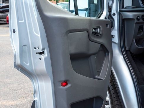 Used 2024 Ford Transit 350 XLT RWD image 6