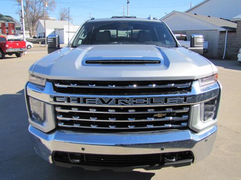 Used 2022 Chevrolet Silverado 3500 LTZ w/ LTZ Plus Package image 3