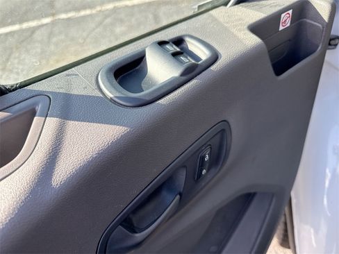 Used 2021 Ford Transit 350 XLT image 13