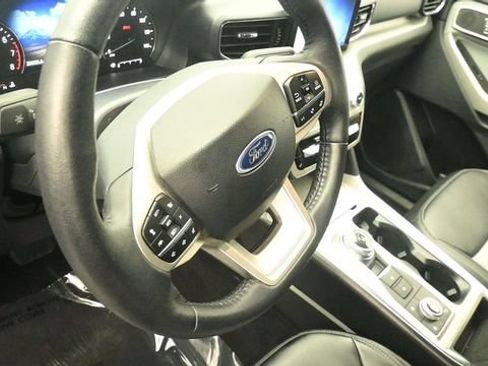 Certified 2023 Ford Explorer XLT w/ Equipment Group 202A AWD/4WD image 15
