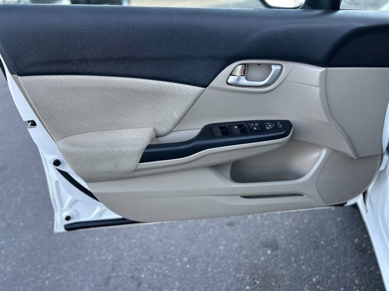 Used 2013 Honda Civic LX image 8