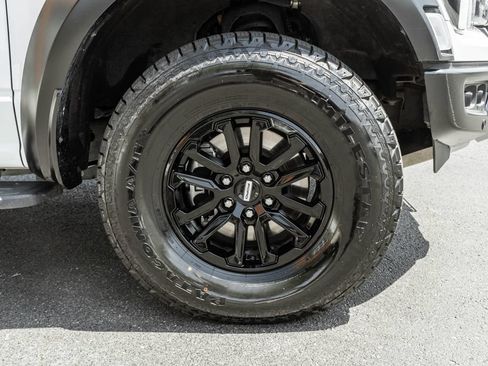 Used 2025 Ford F150 Raptor AWD/4WD image 5
