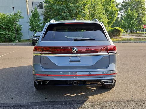Used 2025 Volkswagen Atlas SEL Premium R-Line AWD/4WD image 5