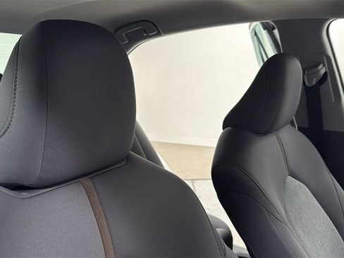 Certified 2020 Toyota Camry LE image 19