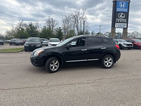 Used 2011 Nissan Rogue SV image 6