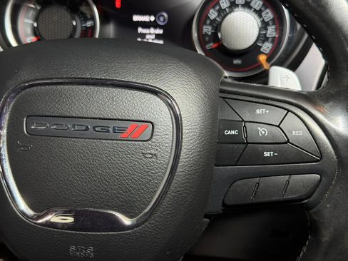 Used 2018 Dodge Challenger SXT RWD image 23