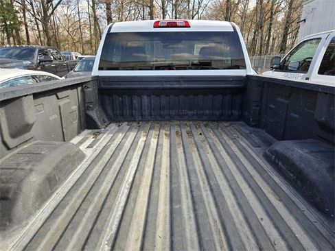 Used 2022 Chevrolet Silverado 2500 W/T w/ WT Convenience Package image 5