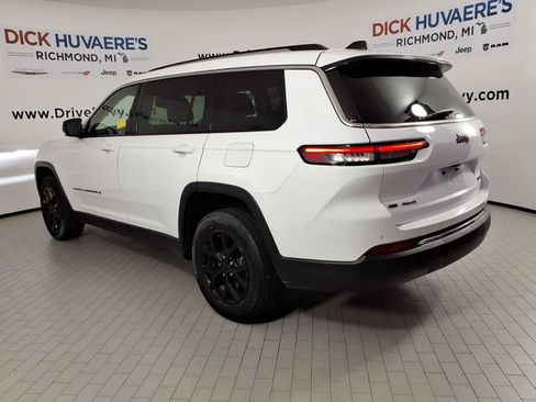 Used 2021 Jeep Grand Cherokee L Limited AWD/4WD image 6