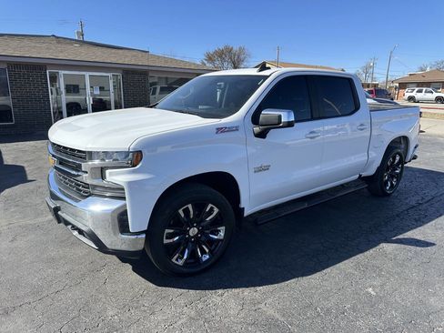 Used 2019 Chevrolet Silverado 1500 LT w/ Texas Edition image 2