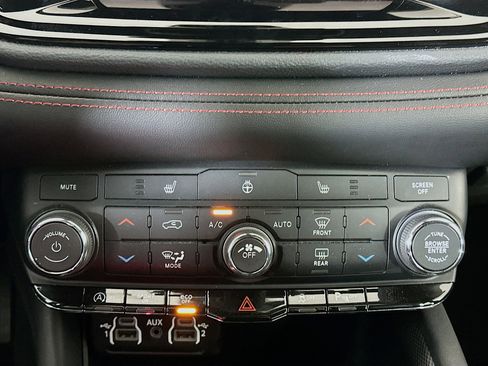 Used 2023 Dodge Durango GT image 24