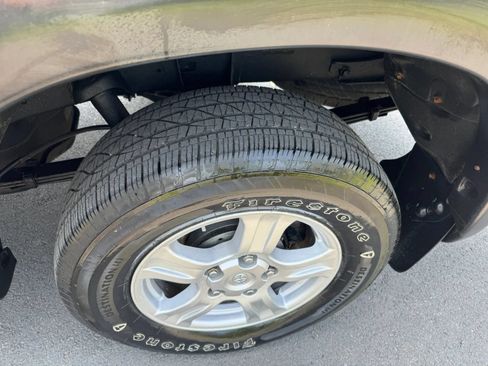 Used 2011 Toyota Tundra Limited AWD/4WD image 16