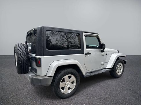 Used 2012 Jeep Wrangler Sahara image 2