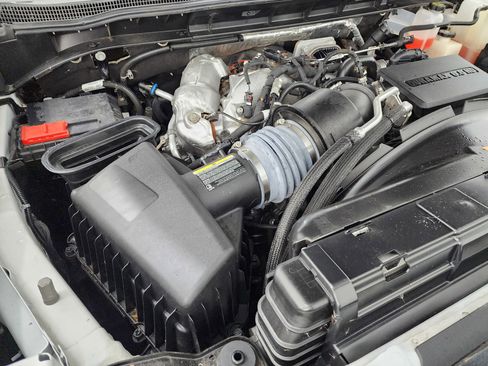 Used 2024 Chevrolet Silverado 2500 LT w/ Z71 Sport Edition image 22