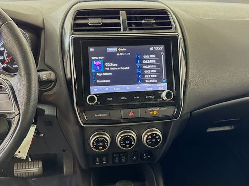 Used 2021 Mitsubishi Outlander Sport LE FWD image 18