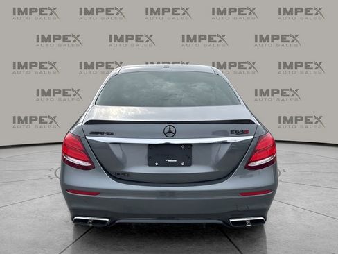 Used 2018 Mercedes-Benz E 63 AMG S image 4