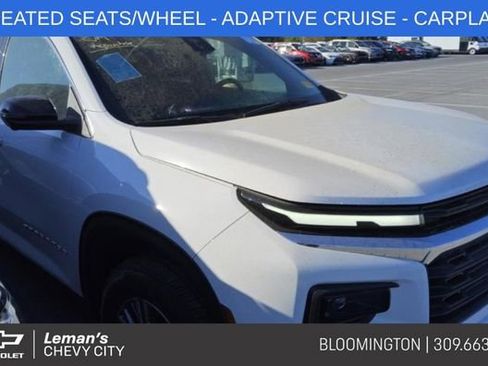 Used 2024 Chevrolet Traverse LS FWD image 1