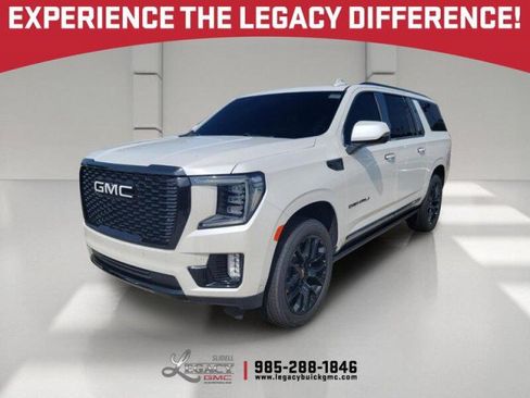 Used 2023 GMC Yukon XL Denali Ultimate AWD/4WD image 1
