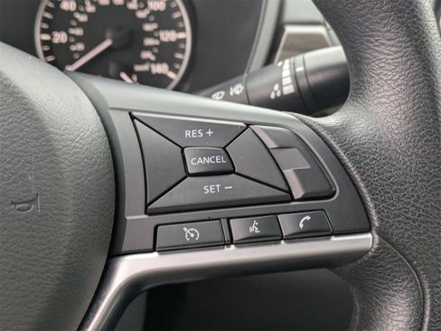 Used 2023 Nissan Altima 2.5 SV image 25