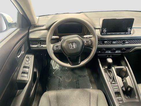 Used 2024 Honda Accord EX image 22