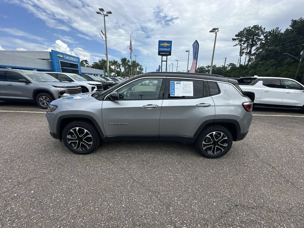 Used 2022 Jeep Compass Limited AWD/4WD image 13