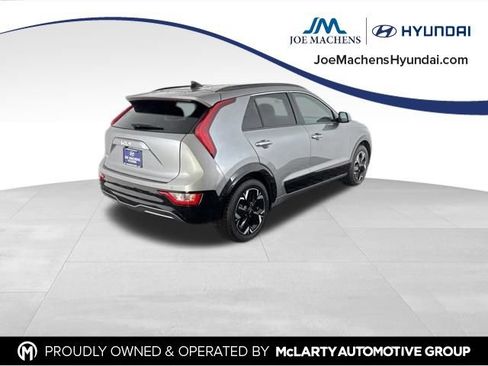 Used 2023 Kia Niro Wind w/ Wind Preserve Package FWD image 6
