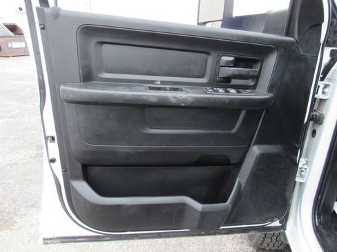Used 2022 RAM 3500 Tradesman w/ Chrome Appearance Group AWD/4WD image 33