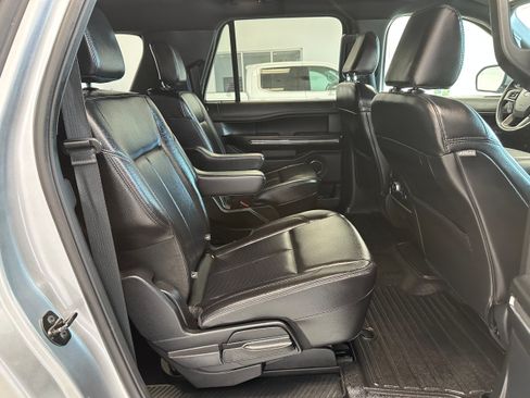 Used 2021 Ford Expedition Max XLT AWD/4WD image 14