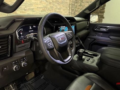 Used 2024 GMC Sierra 1500 AT4 w/ AT4 Premium Package AWD/4WD image 26