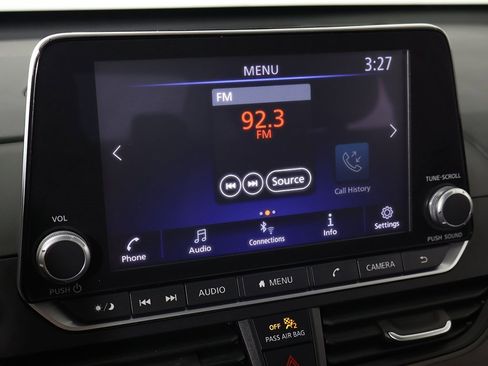 Used 2024 Nissan Altima 2.5 SV image 35