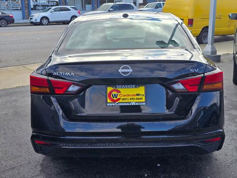 Used 2023 Nissan Altima 2.5 SV image 4