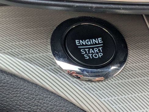 Used 2023 Ford Explorer XLT w/ Equipment Group 202A image 32