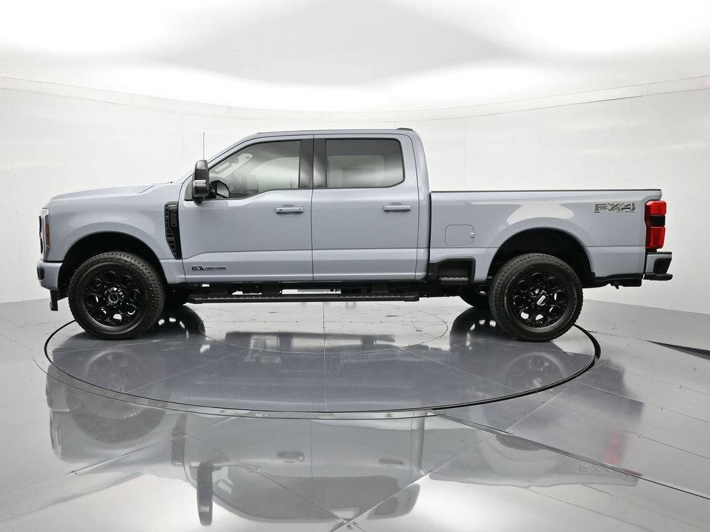 New 2026 Ford F250 Lariat w/ Black Appearance Package AWD/4WD image 8