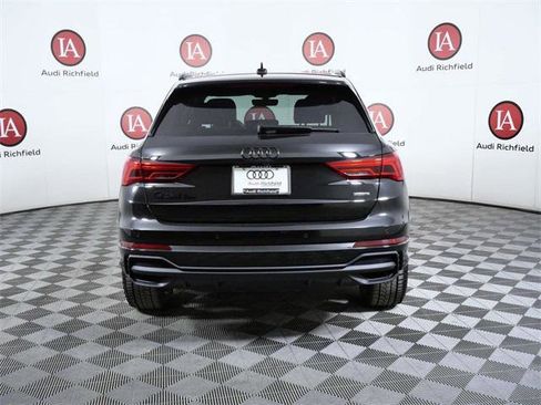 Used 2025 Audi Q3 2.0T Premium Plus w/ Premium Plus Package image 7