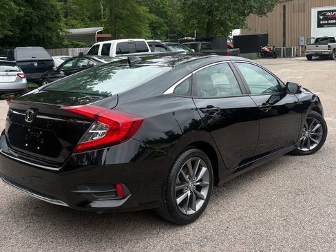 Used 2021 Honda Civic EX-L image 6