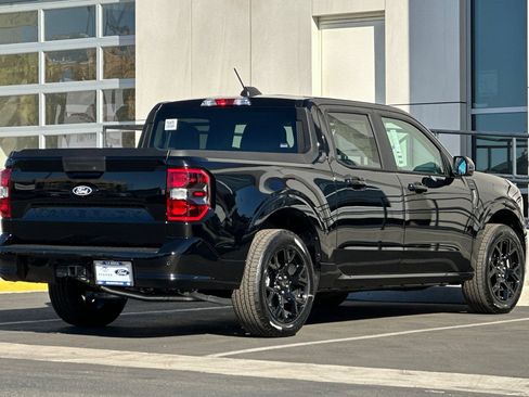 New 2026 Ford Maverick Lobo AWD/4WD image 3