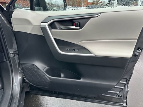 New 2025 Toyota RAV4 XLE Premium image 16