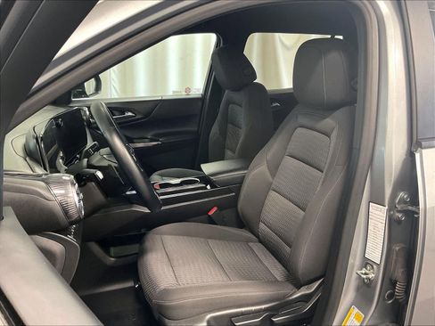 Used 2025 Chevrolet Equinox LT image 10