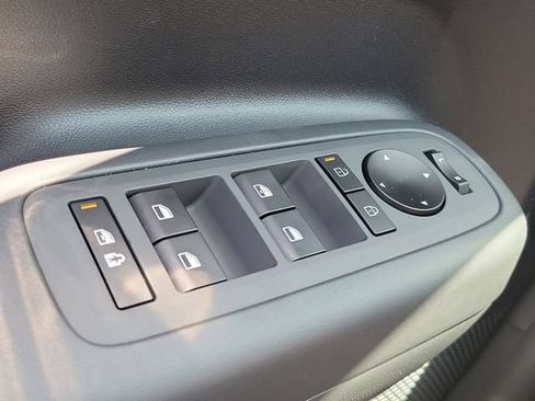 New 2026 Hyundai Santa Fe SE FWD image 17
