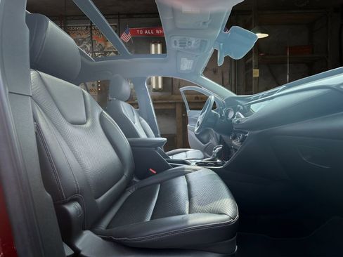 Certified 2023 Buick Encore GX Essence w/ Experience Buick Package FWD image 15
