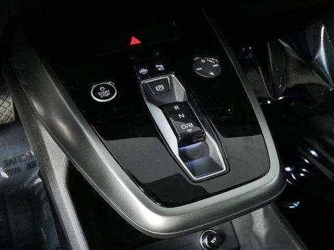 Used 2024 Audi Q4 e-tron Premium Plus AWD/4WD image 28