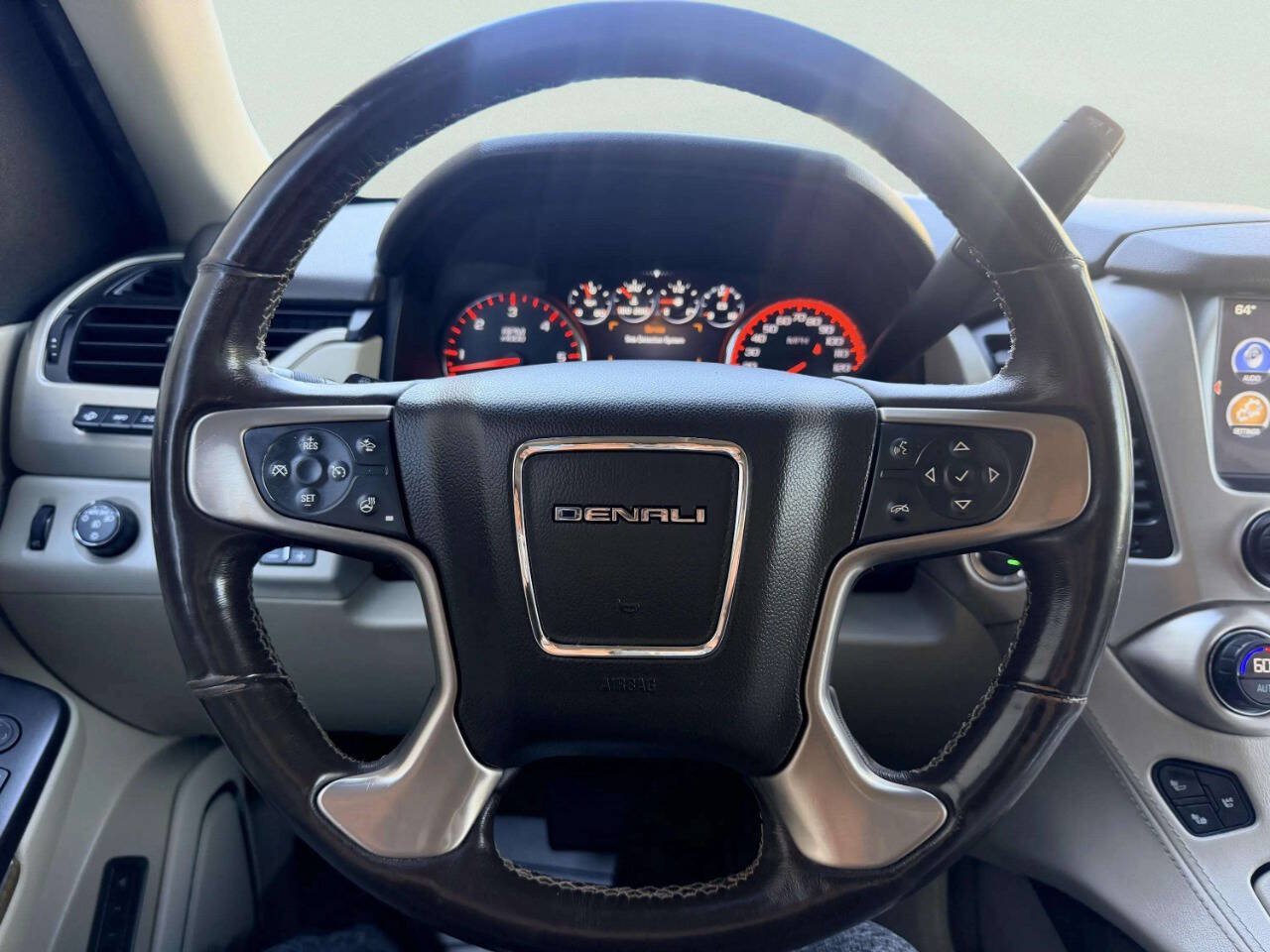 Used 2016 GMC Yukon XL Denali w/ Open Road Package AWD/4WD image 41